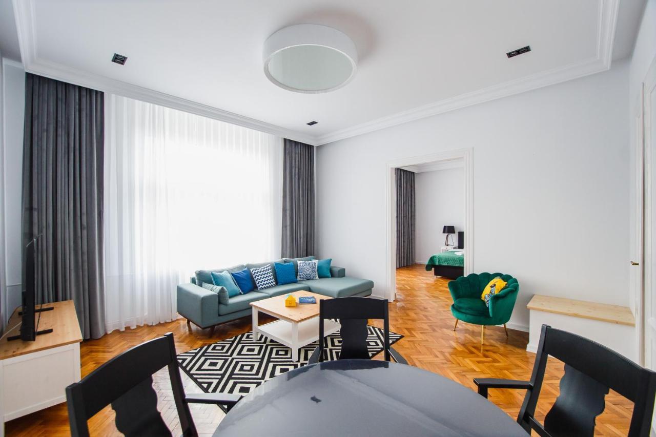 Spacious Riverviews Apartment Near Piata Unirii Орадя Экстерьер фото